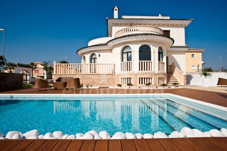 Spanish Swimming pool