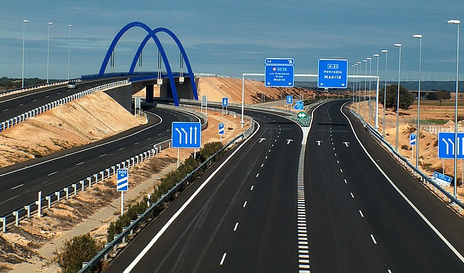 Highway, tips for driving in Spain
